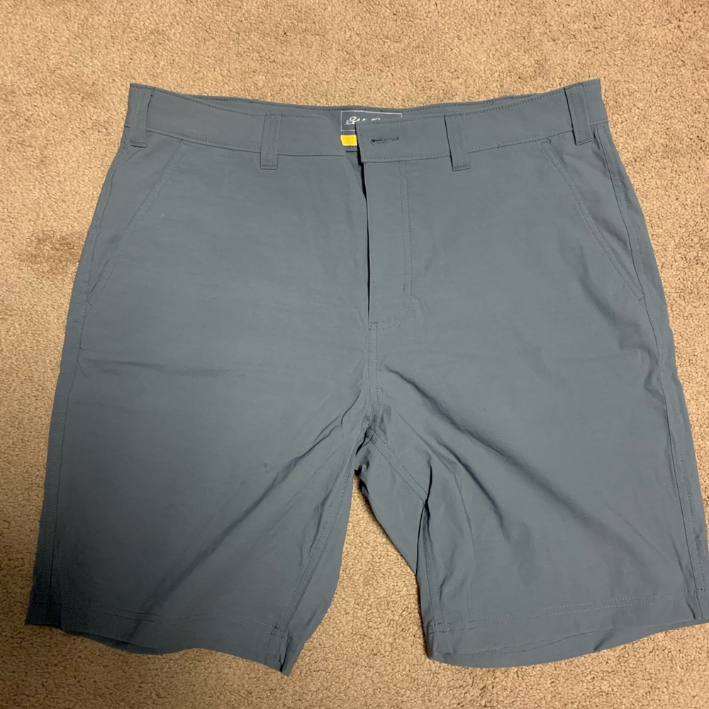 Eddie Bauer men’s golf/hike/active shorts
